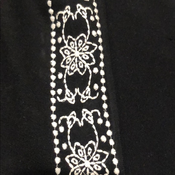 EUC! Silk blend bolero! ❤️ - Picture 3 of 7